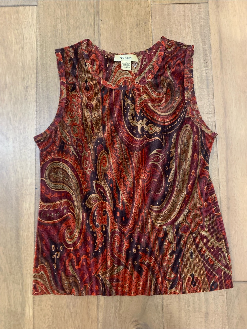 Plissé by Issey Miyake Red Paisley Sleeveless Top